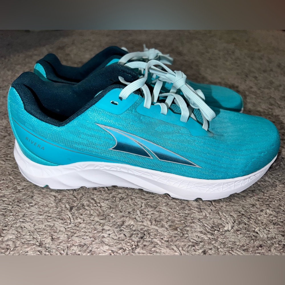 BRAND NEW WITHOUT BOX Altra Rivera Teal/Turquoise Running Shoes Size 8